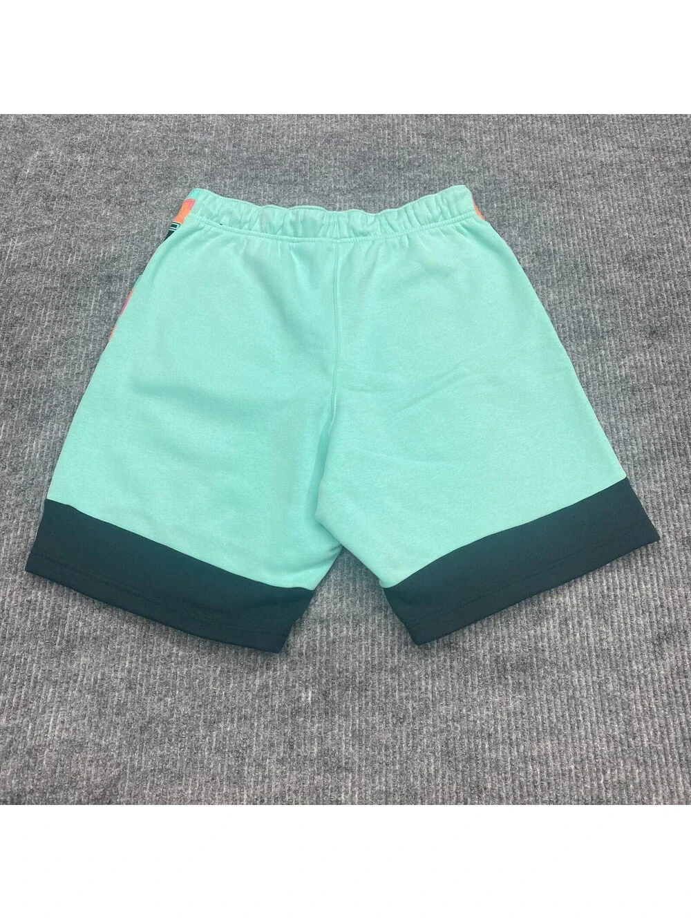 Nike Jordan AJ11 Mens Sz Medium Fleece Shorts Green Teal Tropical Twist Pockets